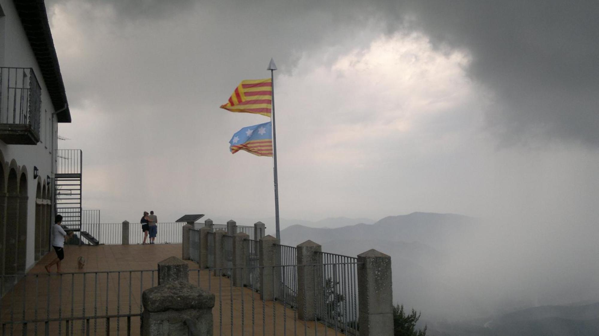 Santuari De La Salut De Sant Feliu de Pallerols Exterior foto